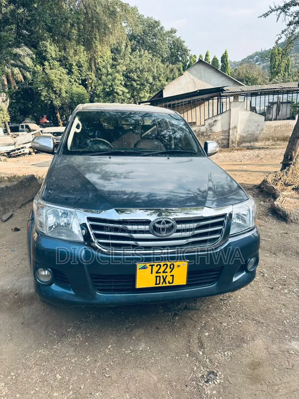 Toyota Hilux 2015 Gray