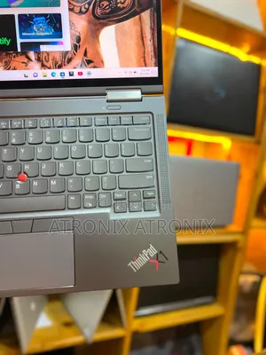 Laptop Lenovo ThinkPad X1 Yoga 8GB Intel Core i5 SSD 512GB