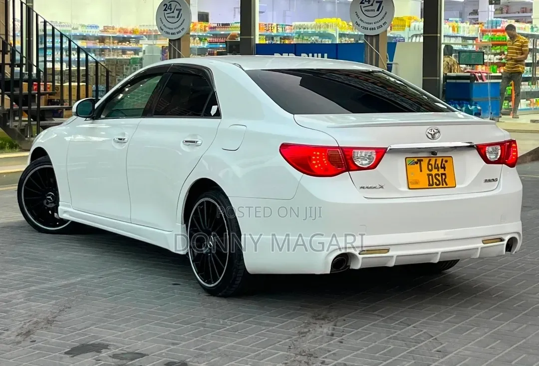 Toyota Mark X 2012 White
