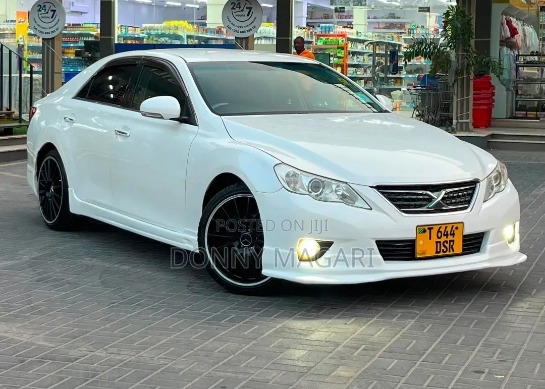 Toyota Mark X 2012 White
