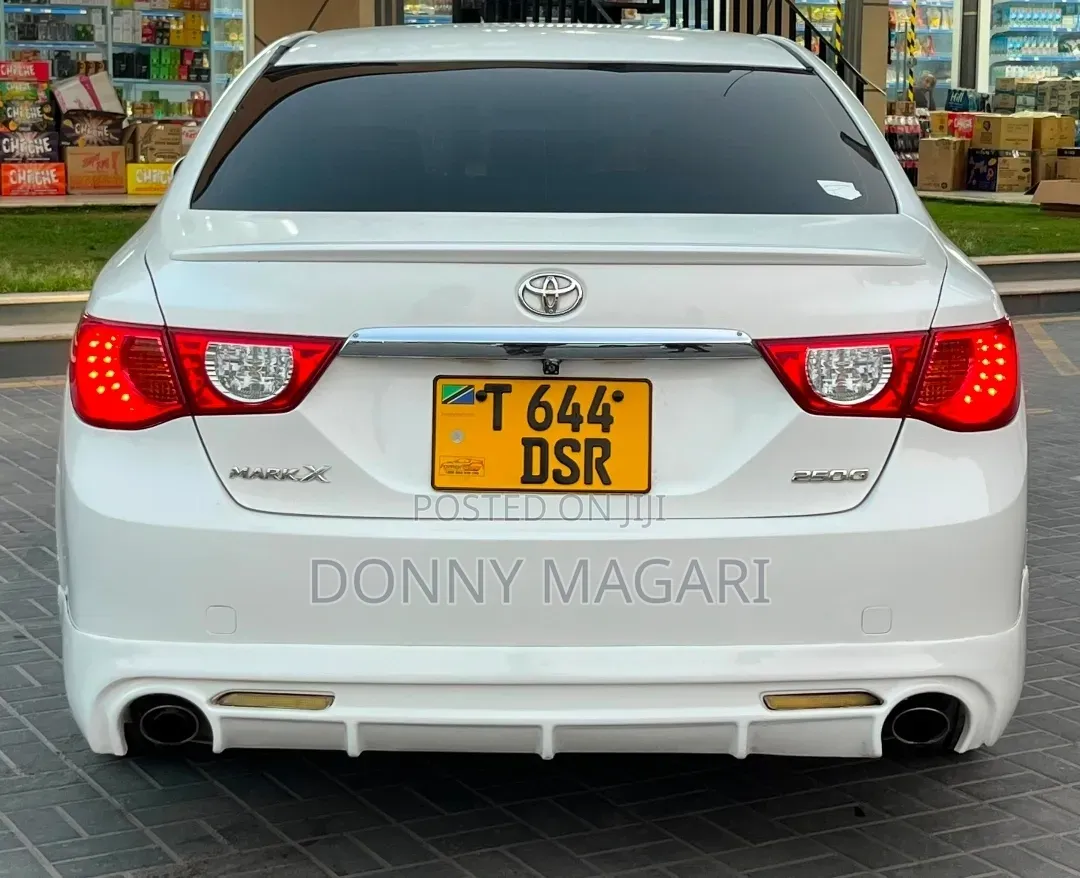 Toyota Mark X 2012 White