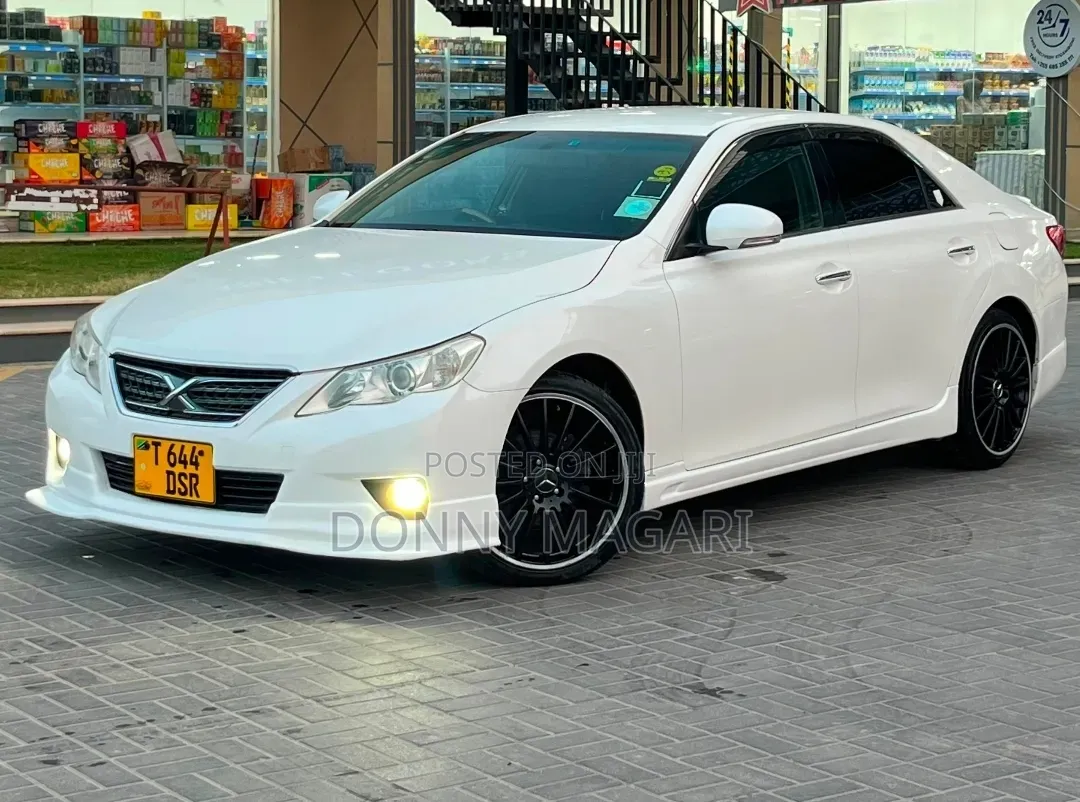 Toyota Mark X 2012 White