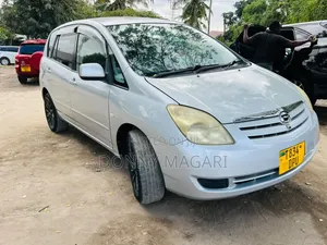 Toyota Corolla Spacio 2005 Silver