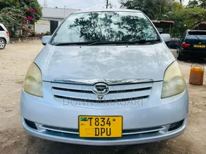 Toyota Corolla Spacio 2005 Silver