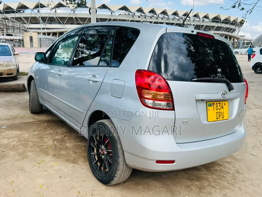 Toyota Corolla Spacio 2005 Silver