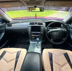 Toyota Crown 2006 Black