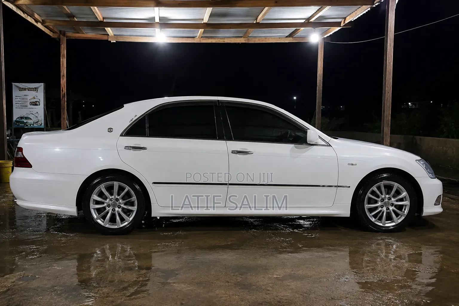 Toyota Crown Royale 2005 White