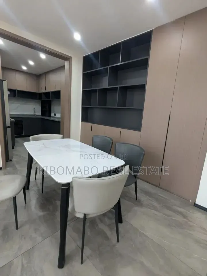 Furnished 3bdrm Duplex in Oyster Bay for rent