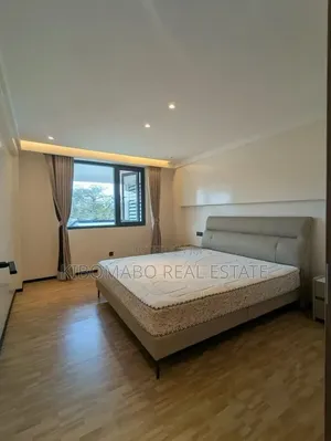 Furnished 3bdrm Duplex in Oyster Bay for rent