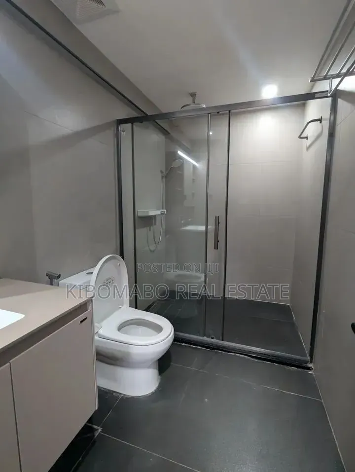 Furnished 3bdrm Duplex in Oyster Bay for rent