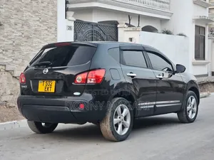 Nissan Dualis 2010 Black