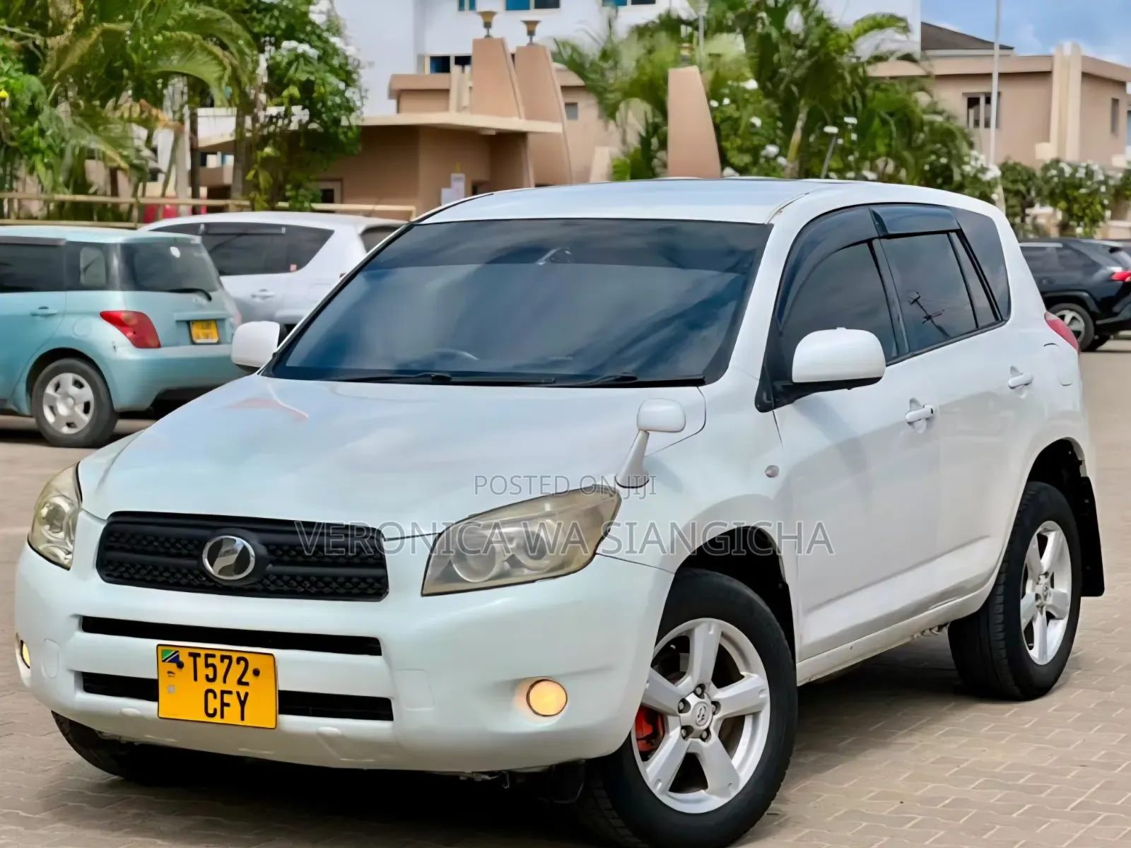 Toyota RAV4 2006 White