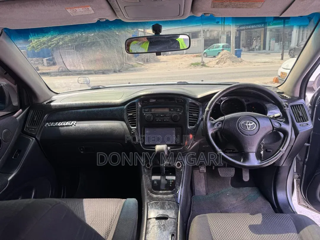 Toyota Kluger 2006 Silver