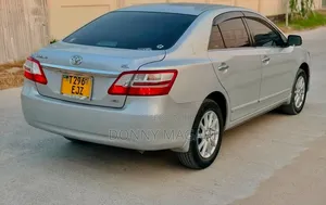 Toyota Premio 2010 Silver