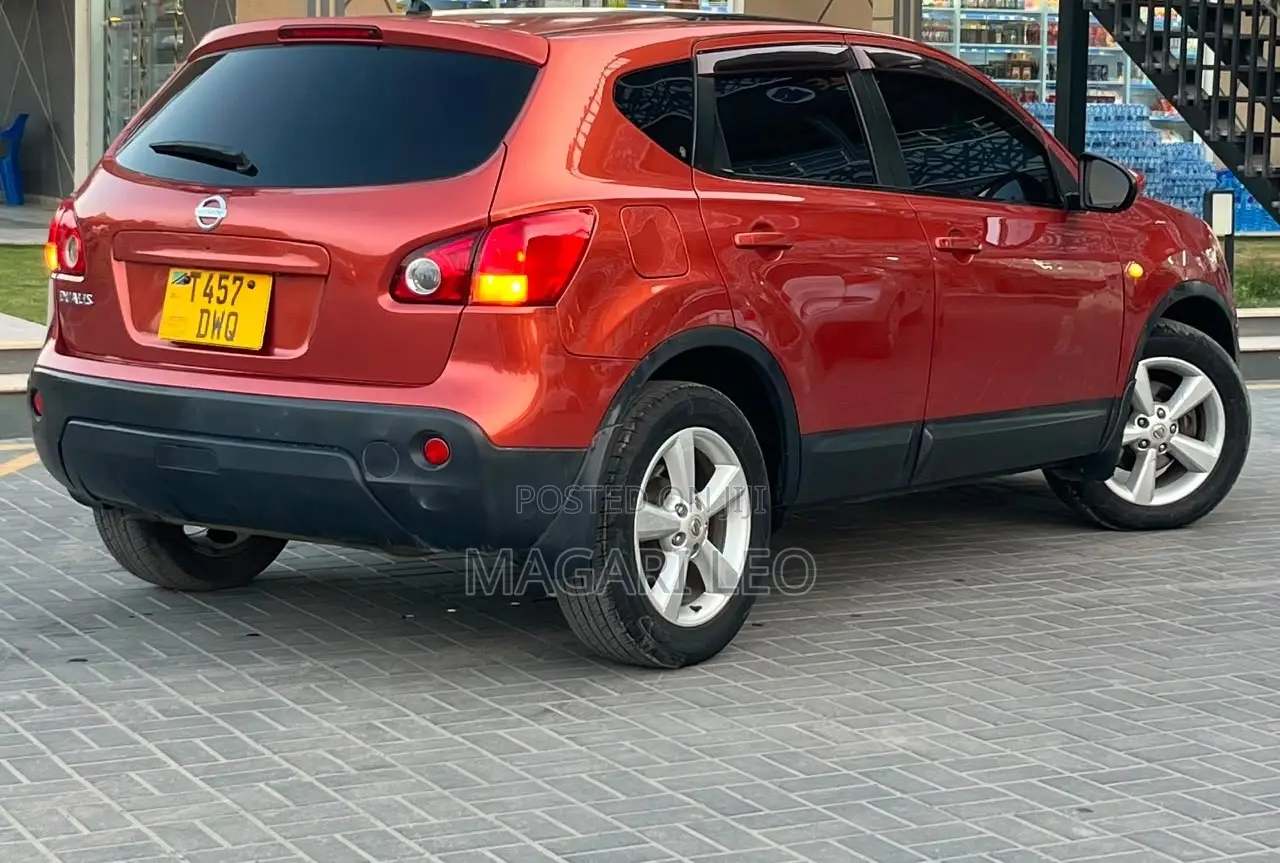 Nissan Dualis 2008 Orange