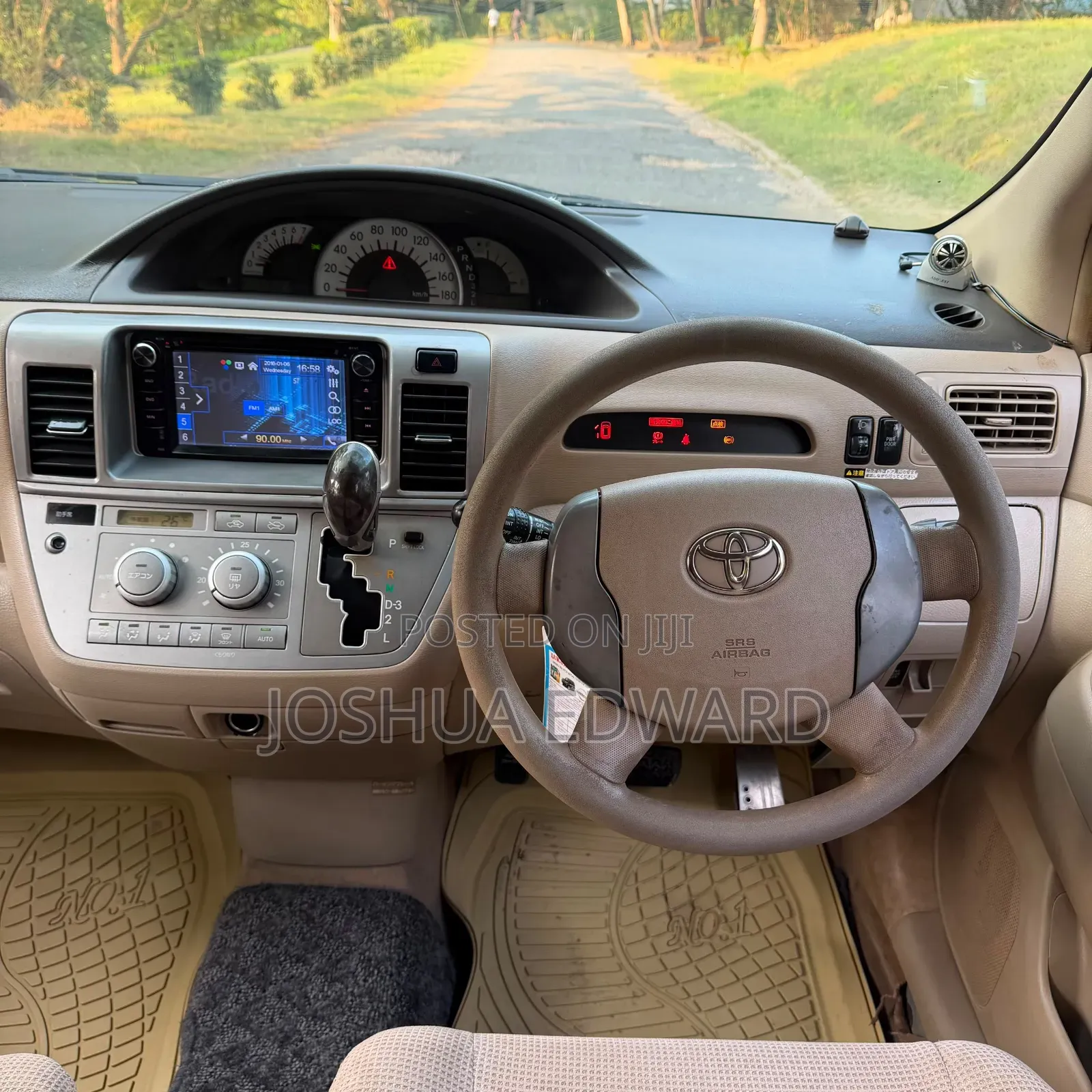Toyota Raum 2004 Silver