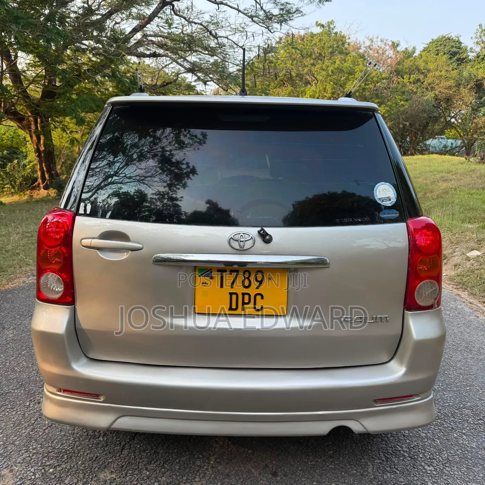 Toyota Raum 2004 Silver