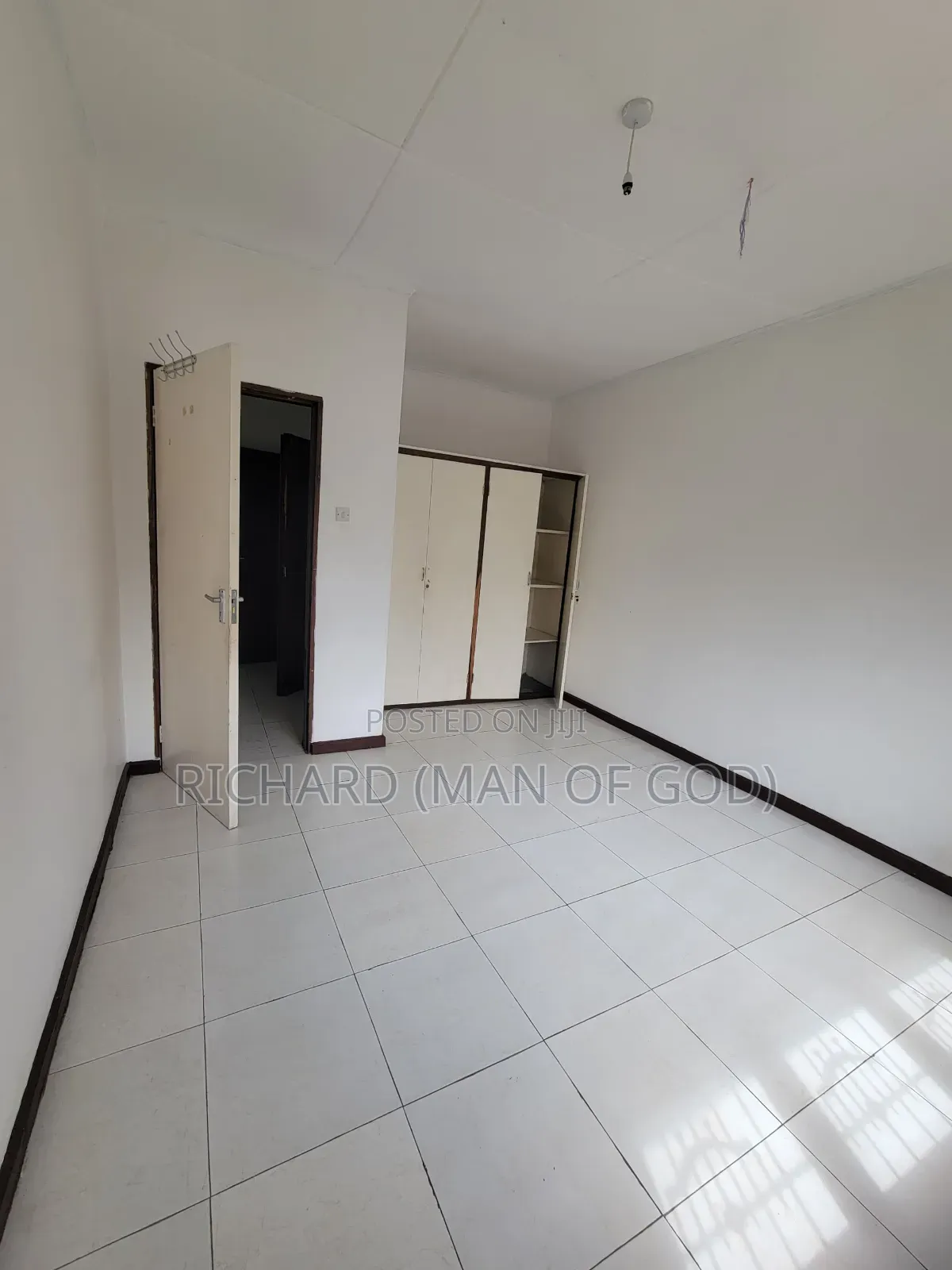 4bdrm House in Central Business Area for rent