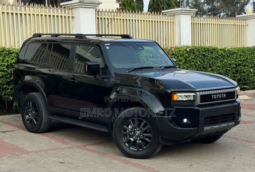 Toyota Land Cruiser Prado 2024 Black