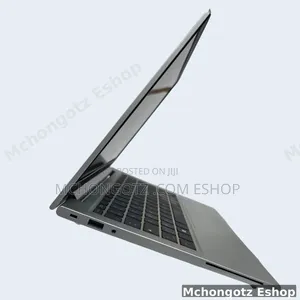 New Laptop HP 630 8GB Intel Core i5 SSD 256GB