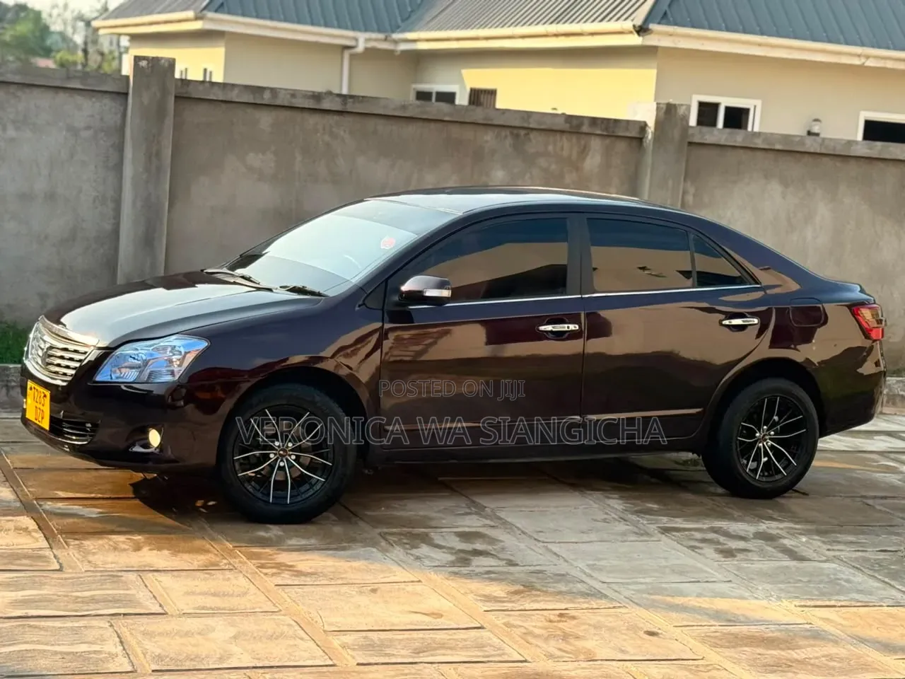 Toyota Premio 2010 Maroon