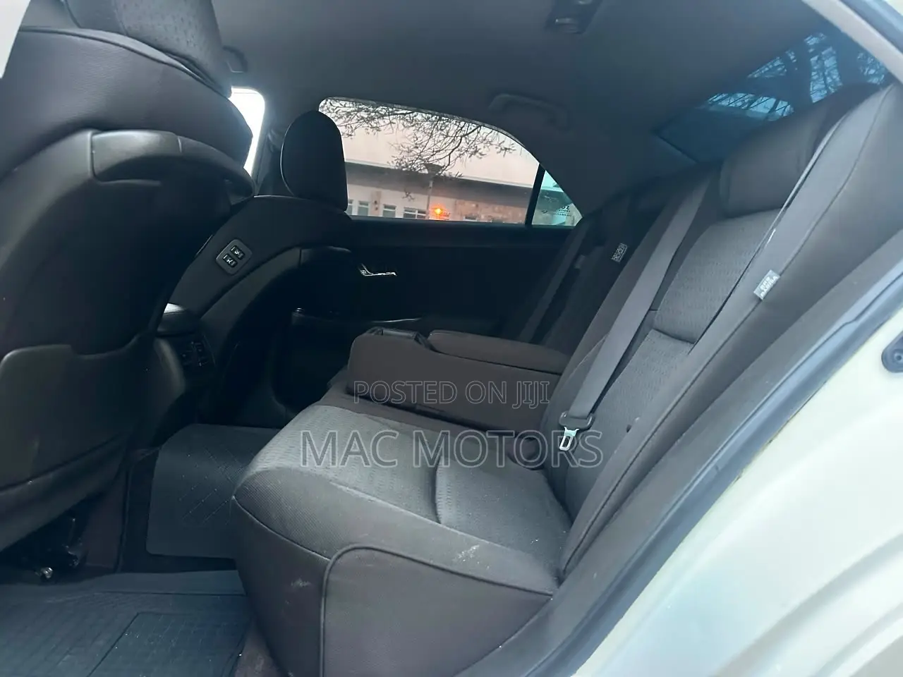 Toyota Crown 2009 White