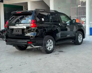 Toyota Land Cruiser Prado 2018 Black