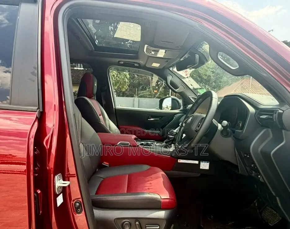 Toyota Land Cruiser Prado 2025 Maroon