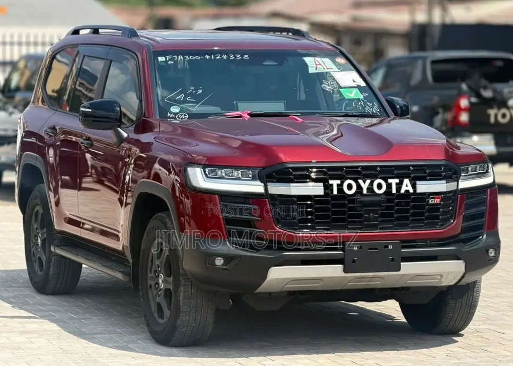 Toyota Land Cruiser Prado 2025 Maroon