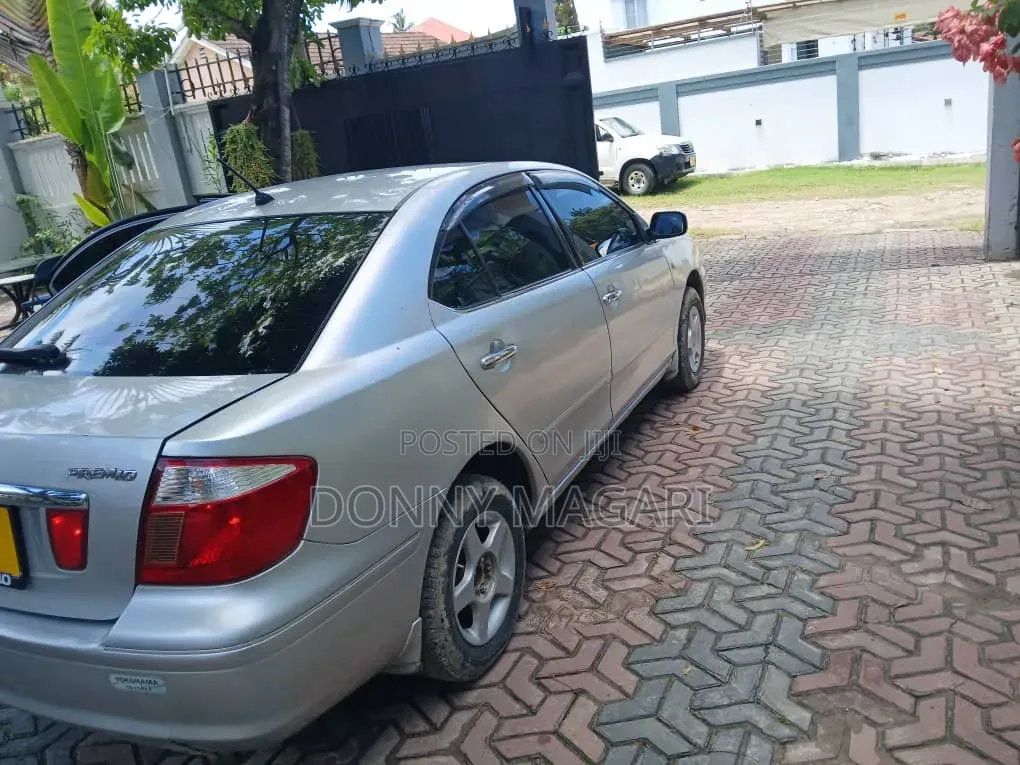 Toyota Premio 2004 Silver