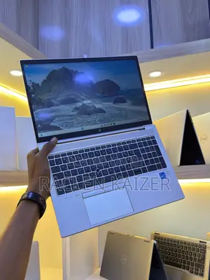 New Laptop HP EliteBook 850 G8 16GB Intel Core i5 SSD 256GB