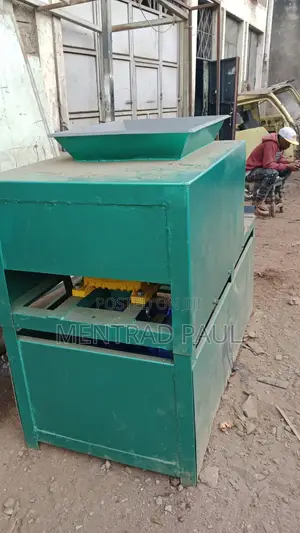 Machine Ya Kutengeneza Sabuni (Laundry Soap Making Machine) With Mixer