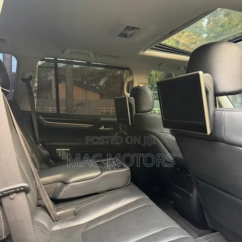 Lexus LX 570 AWD 2019 Gray