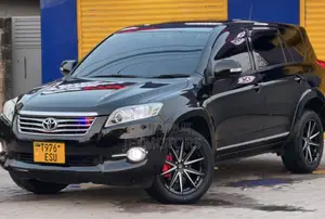 Toyota Vanguard 2012 Black