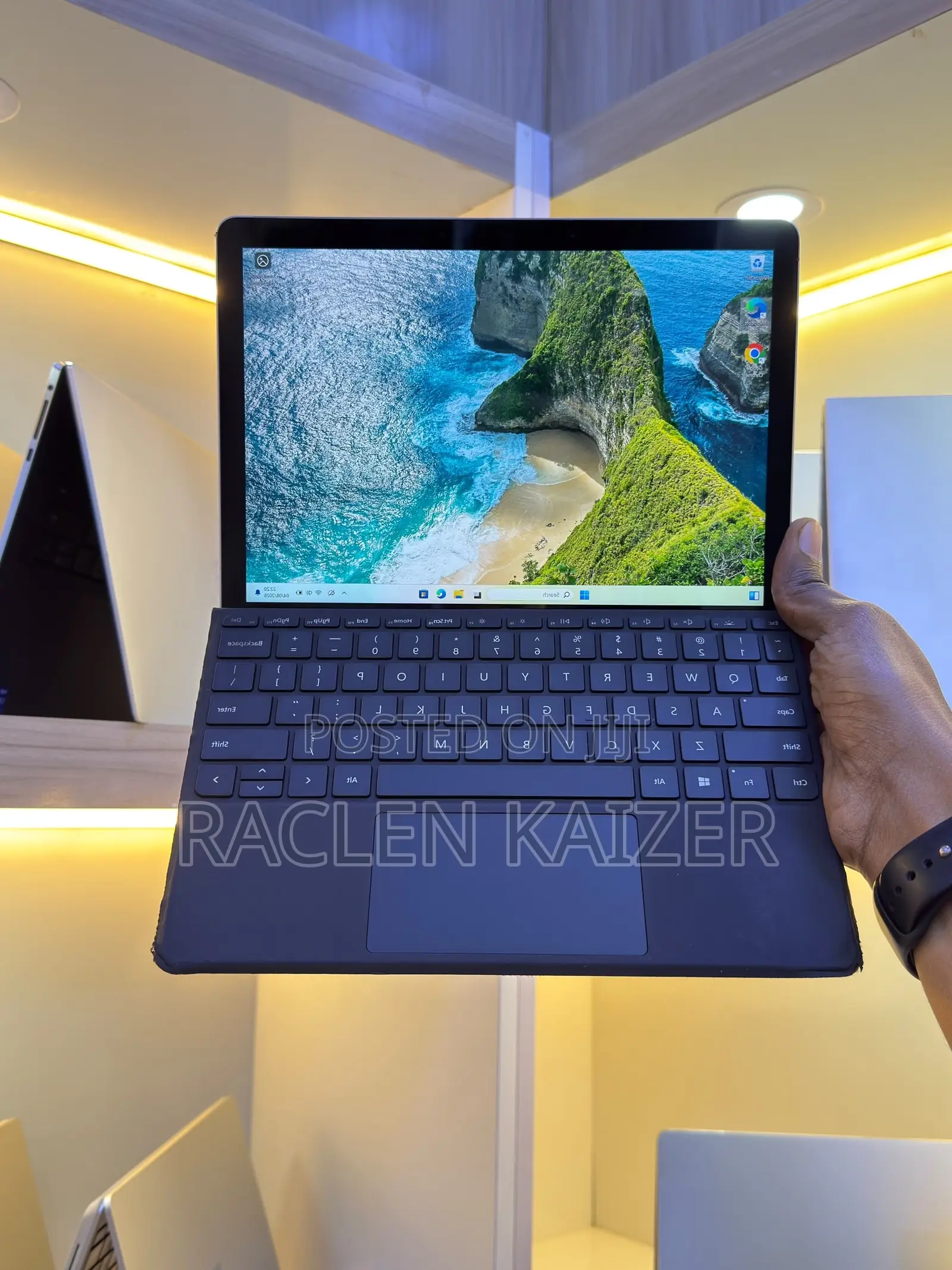 New Laptop Microsoft Surface Go 2 8GB Intel Core M3 SSD 128GB