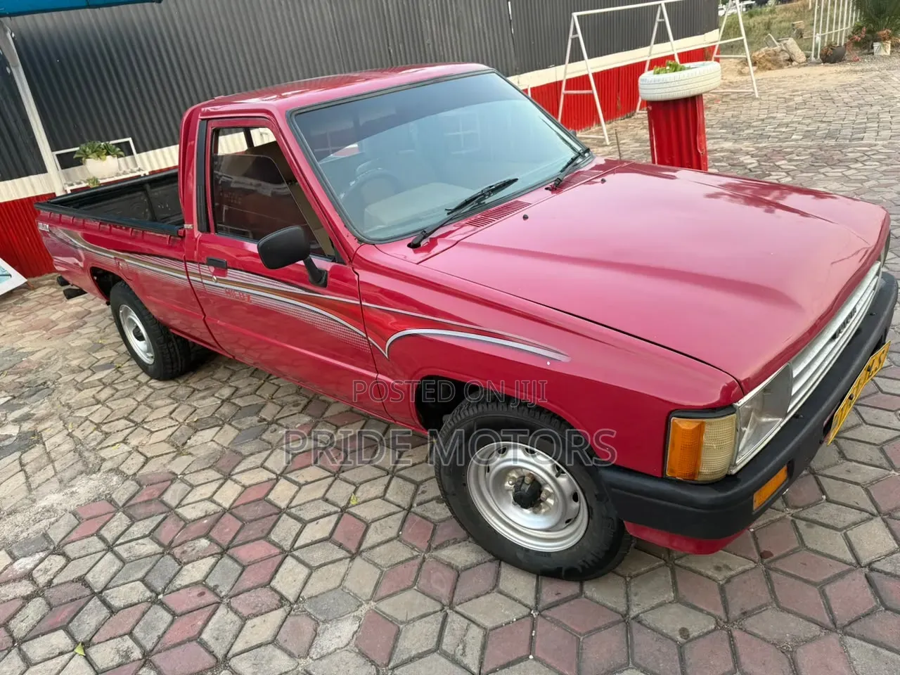 Toyota Hilux 1990 Red