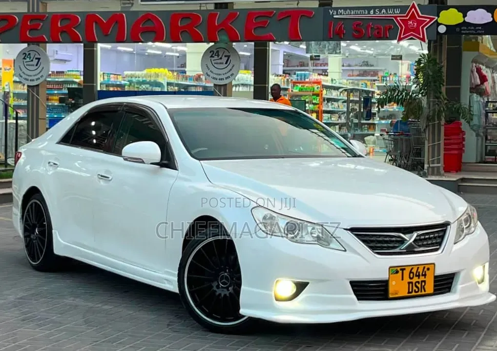 Toyota Mark X 2012 Pearl
