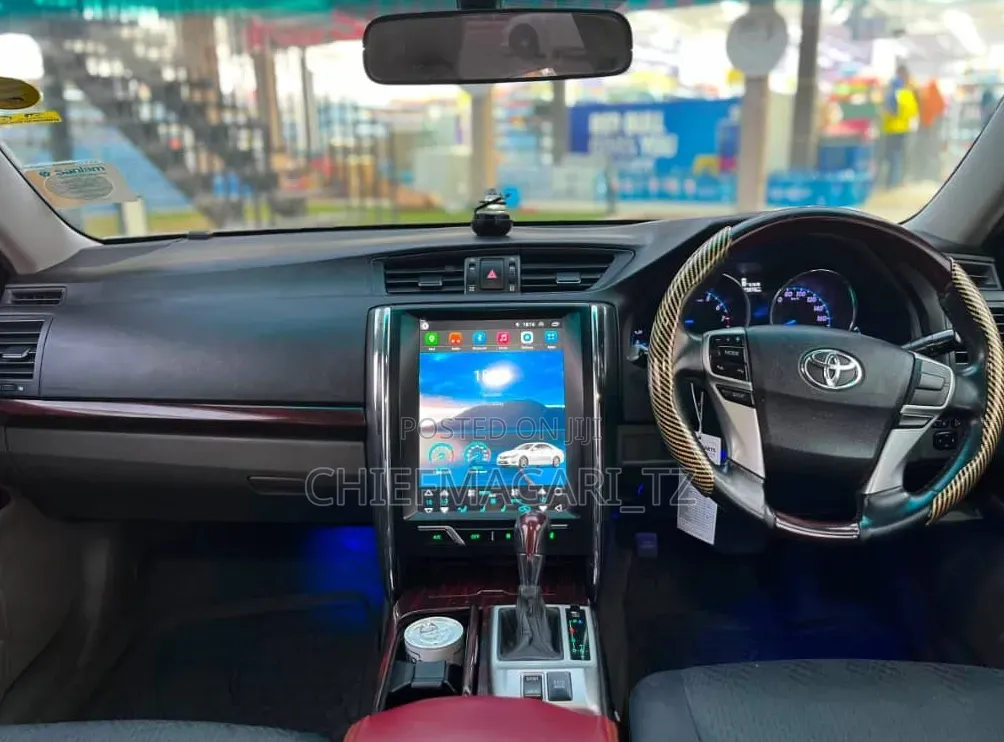 Toyota Mark X 2012 Pearl