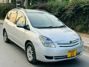 Toyota Corolla Spacio 2001 Silver