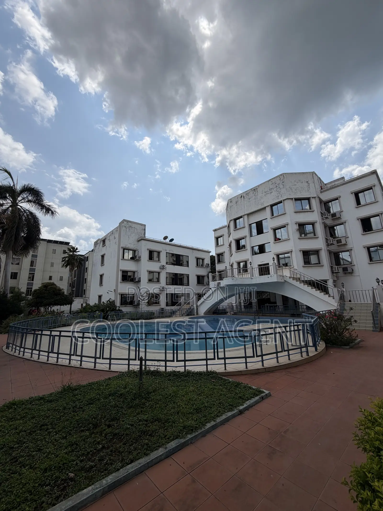 Furnished 3bdrm Apartment in Coolest Estate, Oyster Bay for rent