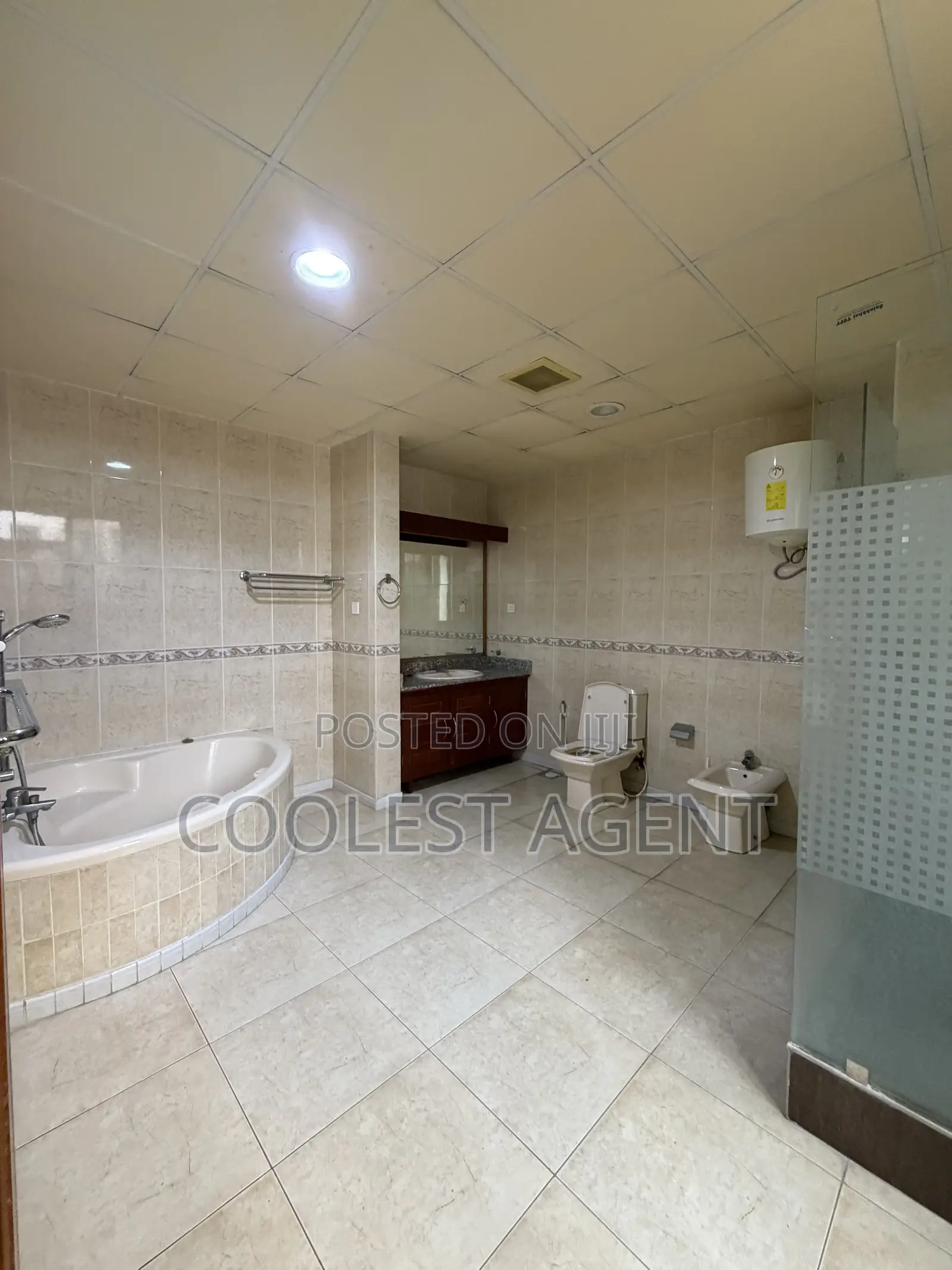 Furnished 3bdrm Apartment in Coolest Estate, Oyster Bay for rent