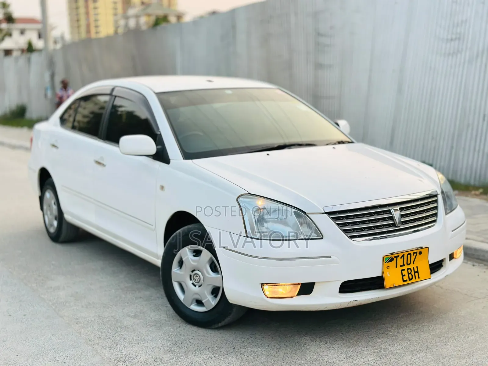 Toyota Premio 2005 White
