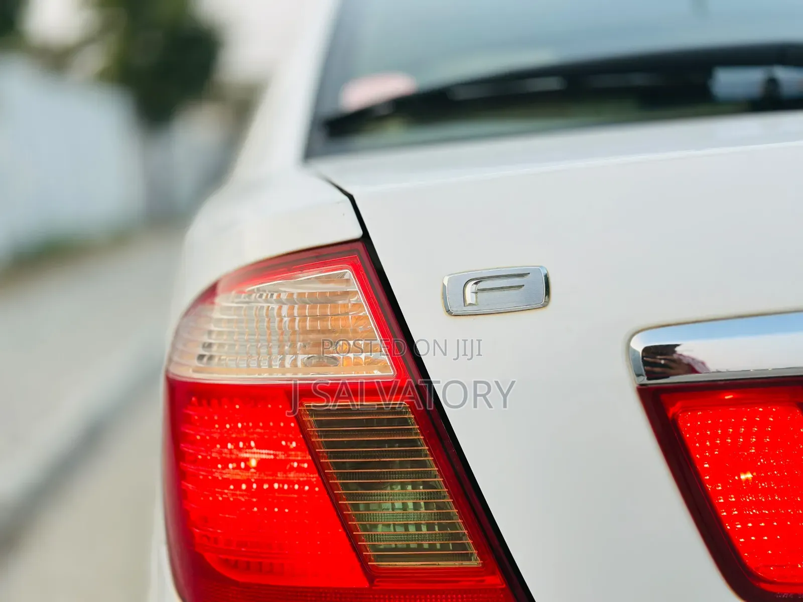 Toyota Premio 2005 White