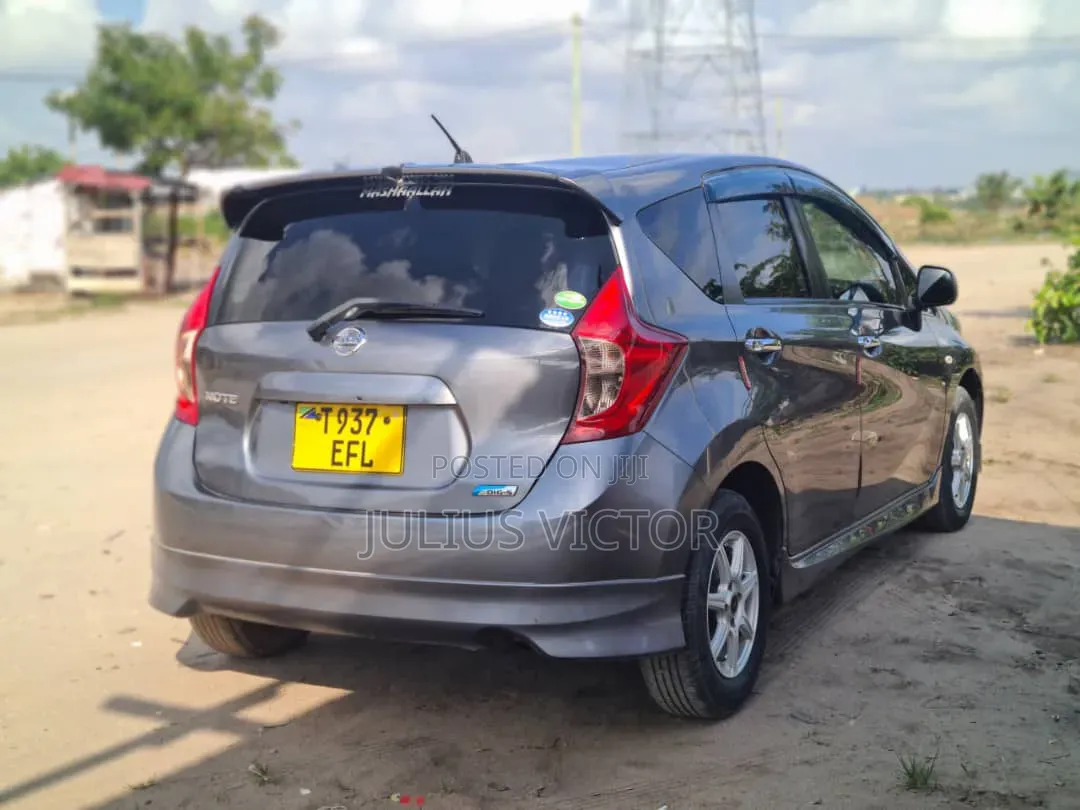 Nissan Note 2013 Gray