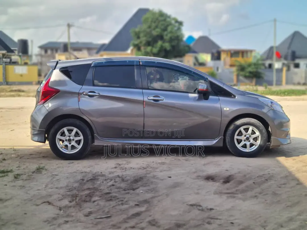 Nissan Note 2013 Gray