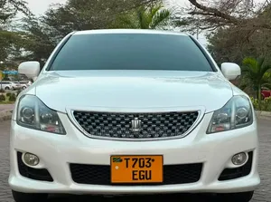 Toyota Crown 2009 Off white