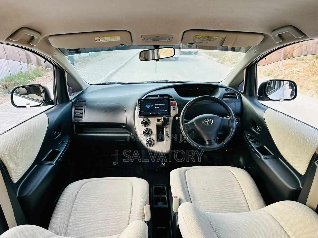 Toyota Ractis 2009 White