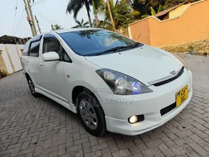Toyota Wish 2005 White