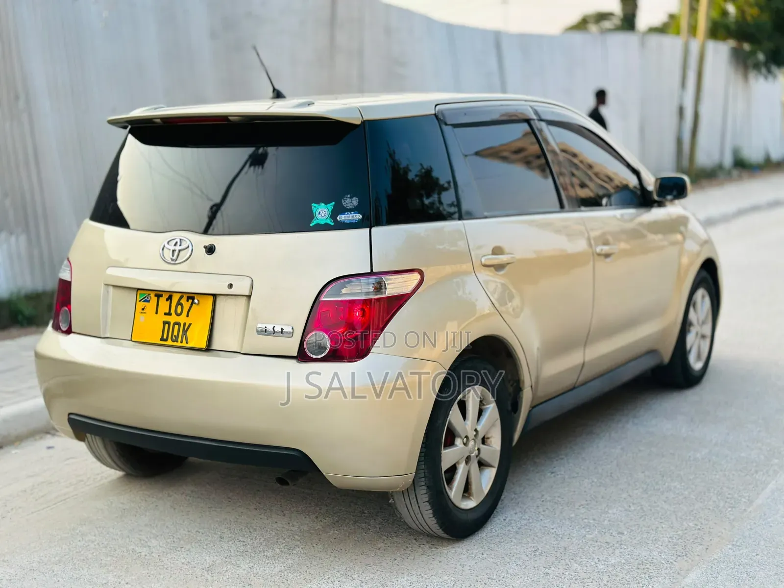 Toyota IST 2003 Brown
