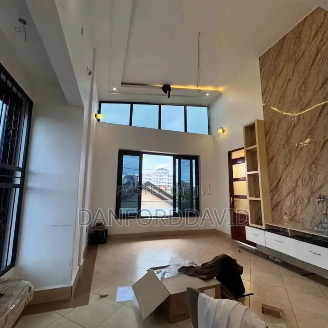 5bdrm House in Kahwa Real Estate, Sinza for rent